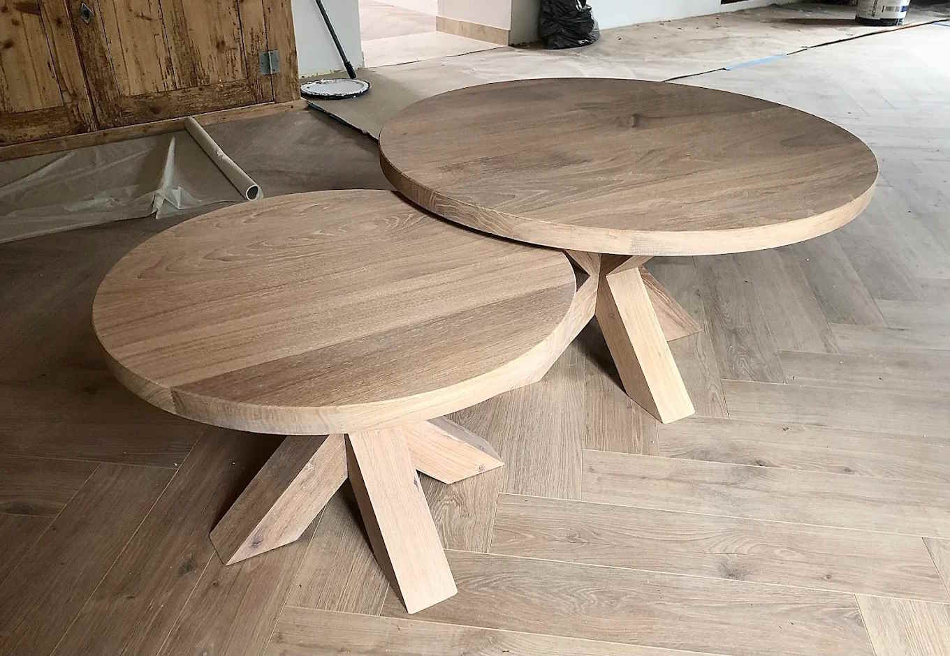 Table en bois massif artisanale